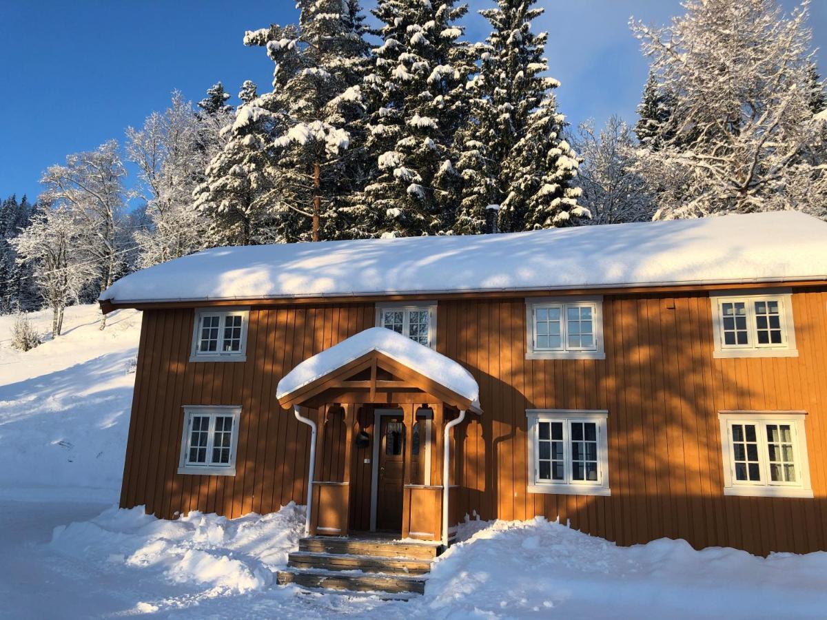 Villa Bakarstuo, Utpa Neset Trofors Exterior foto
